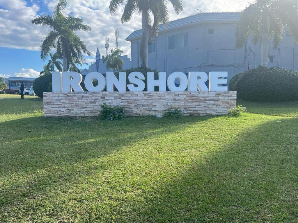 Ferienwohnung Ironshore Seaview Montego Bay Exterior foto