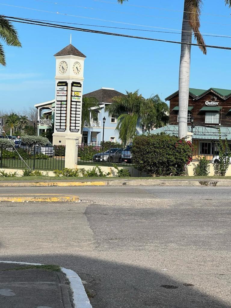 Ferienwohnung Ironshore Seaview Montego Bay Exterior foto
